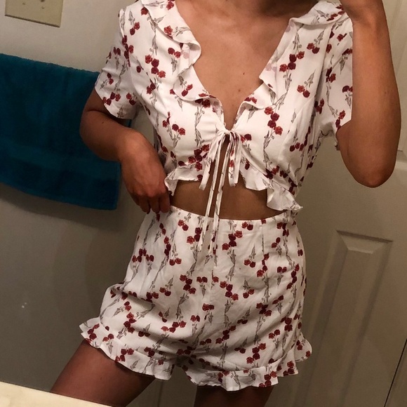 Mura Boutique Tie Front Romper - Picture 2 of 2